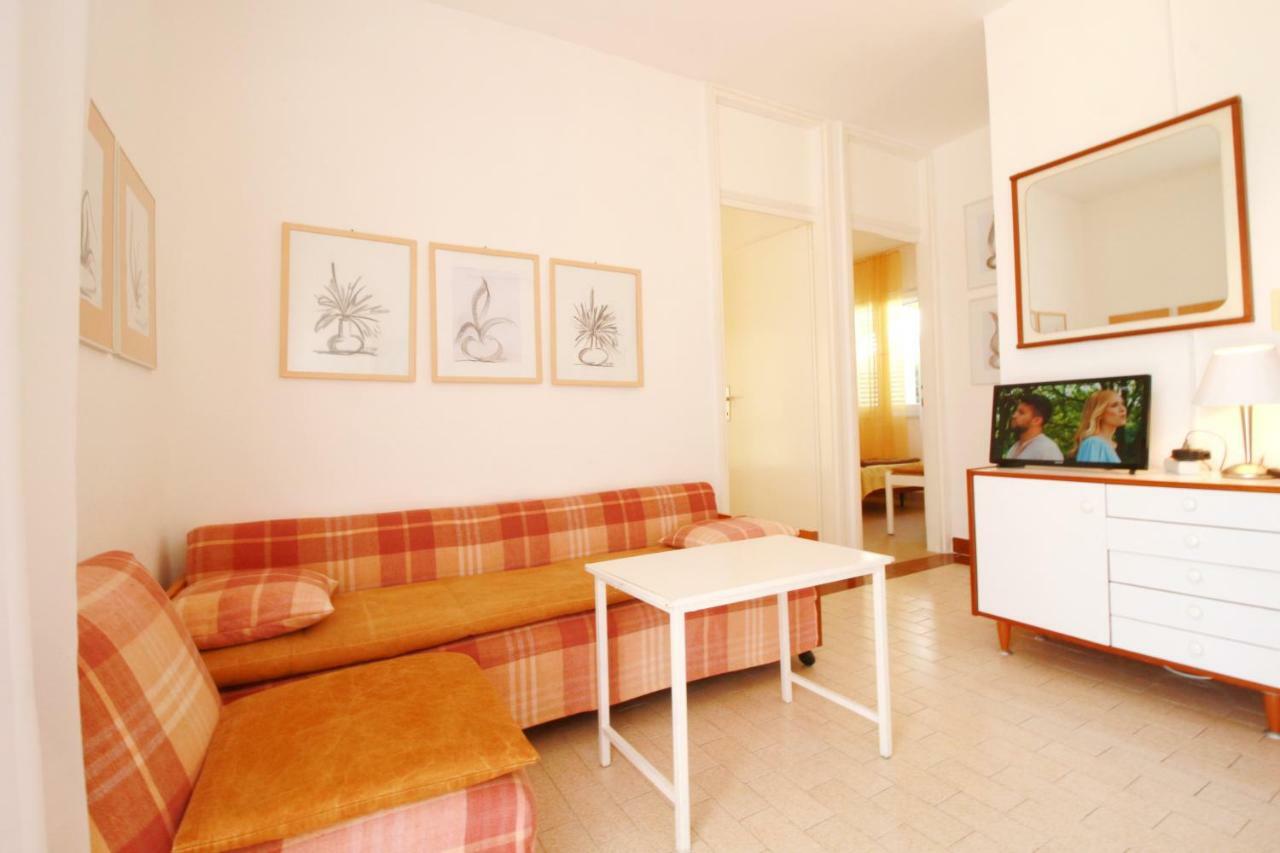 Apartment Dada Петркане Екстериор снимка