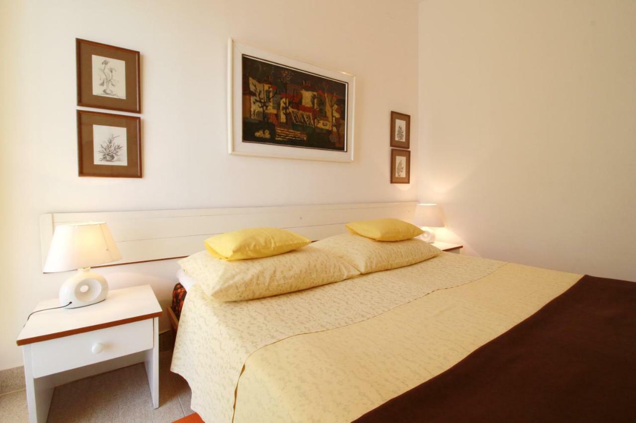 Apartment Dada Петркане Екстериор снимка