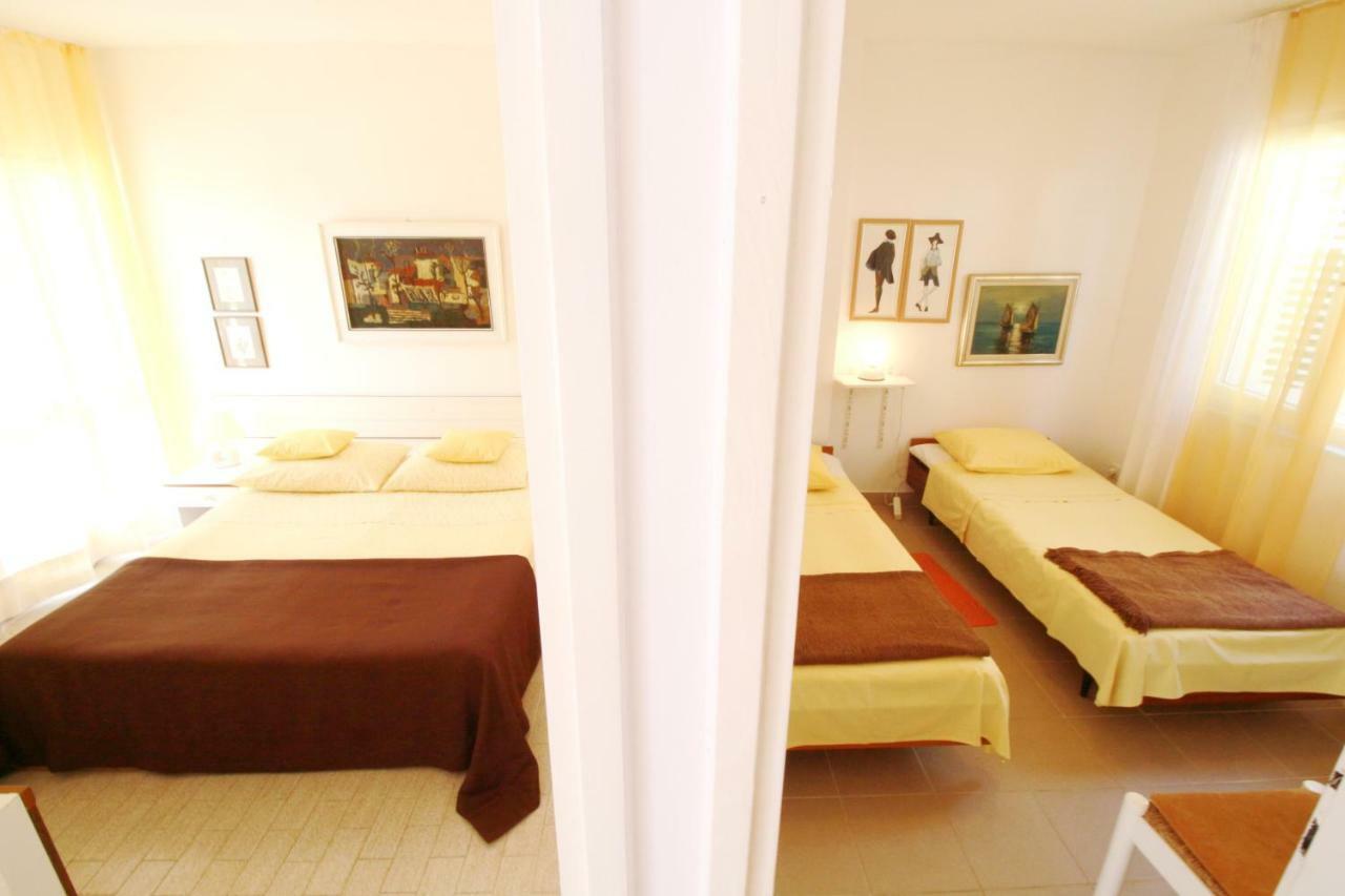 Apartment Dada Петркане Екстериор снимка